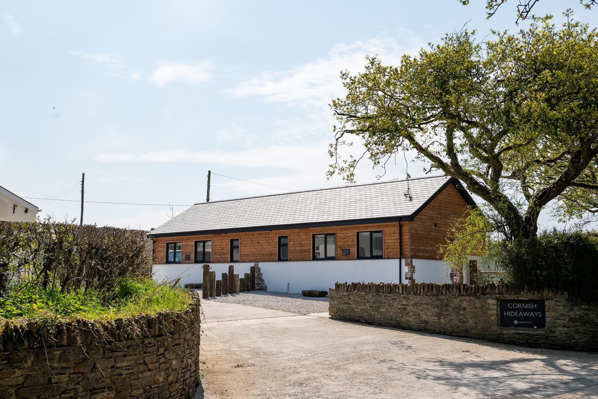 Private parking means you can explore any corner of Cornwall you wish.