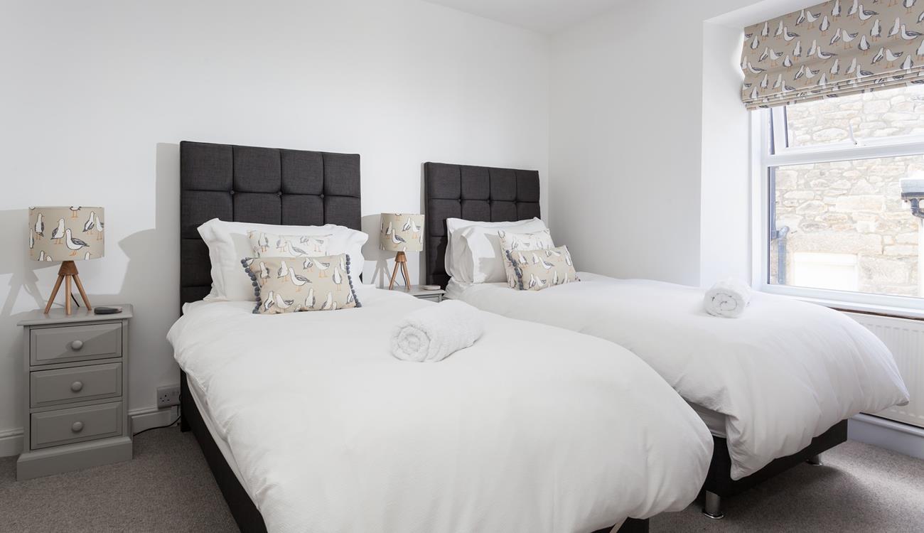 Zip and link beds can be made up as a twin or super king beds.