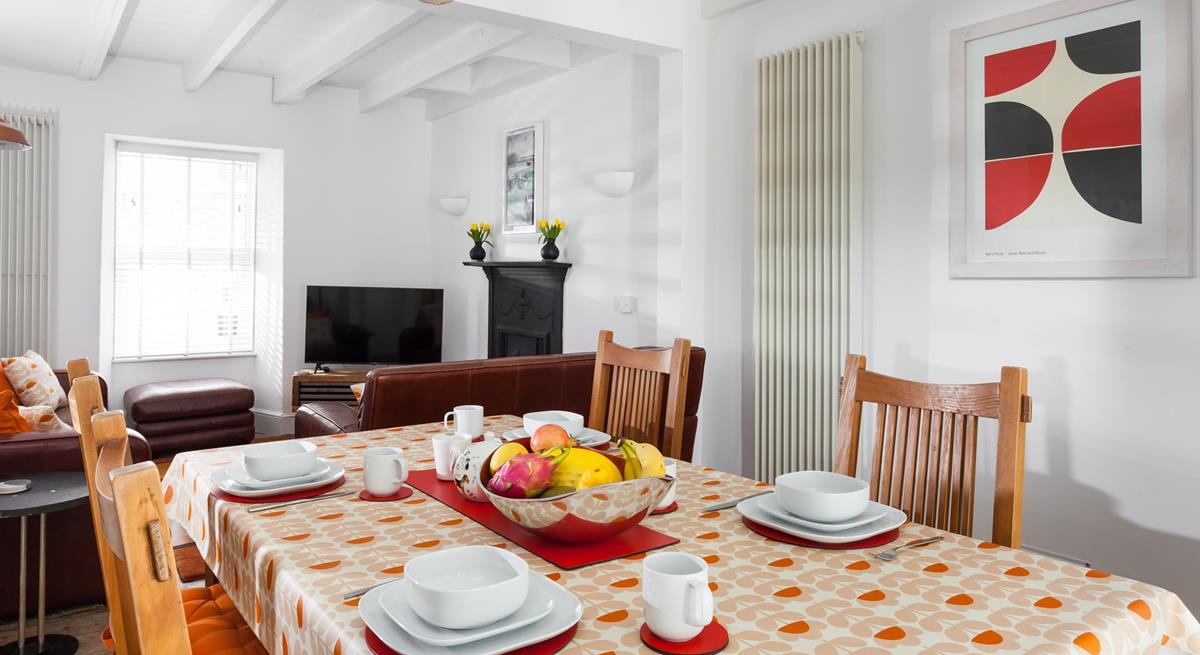 Sit around the dining table and tuck into a hearty breakfast before heading out for the day.