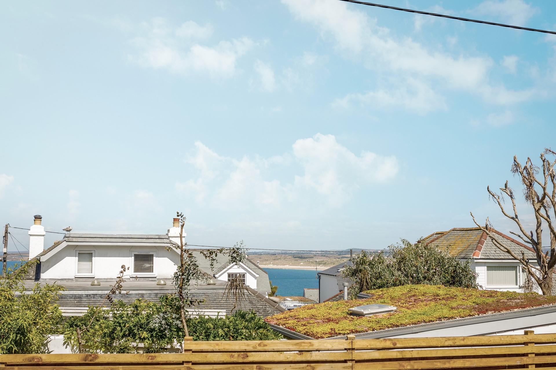 Come back from a day at the beach to relax in the garden.