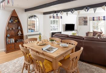 Dine and relax together in the open plan space.