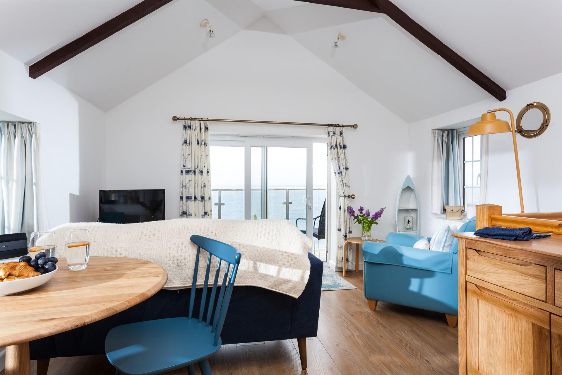 Chy An Mor, Porthleven | Aspects Holidays