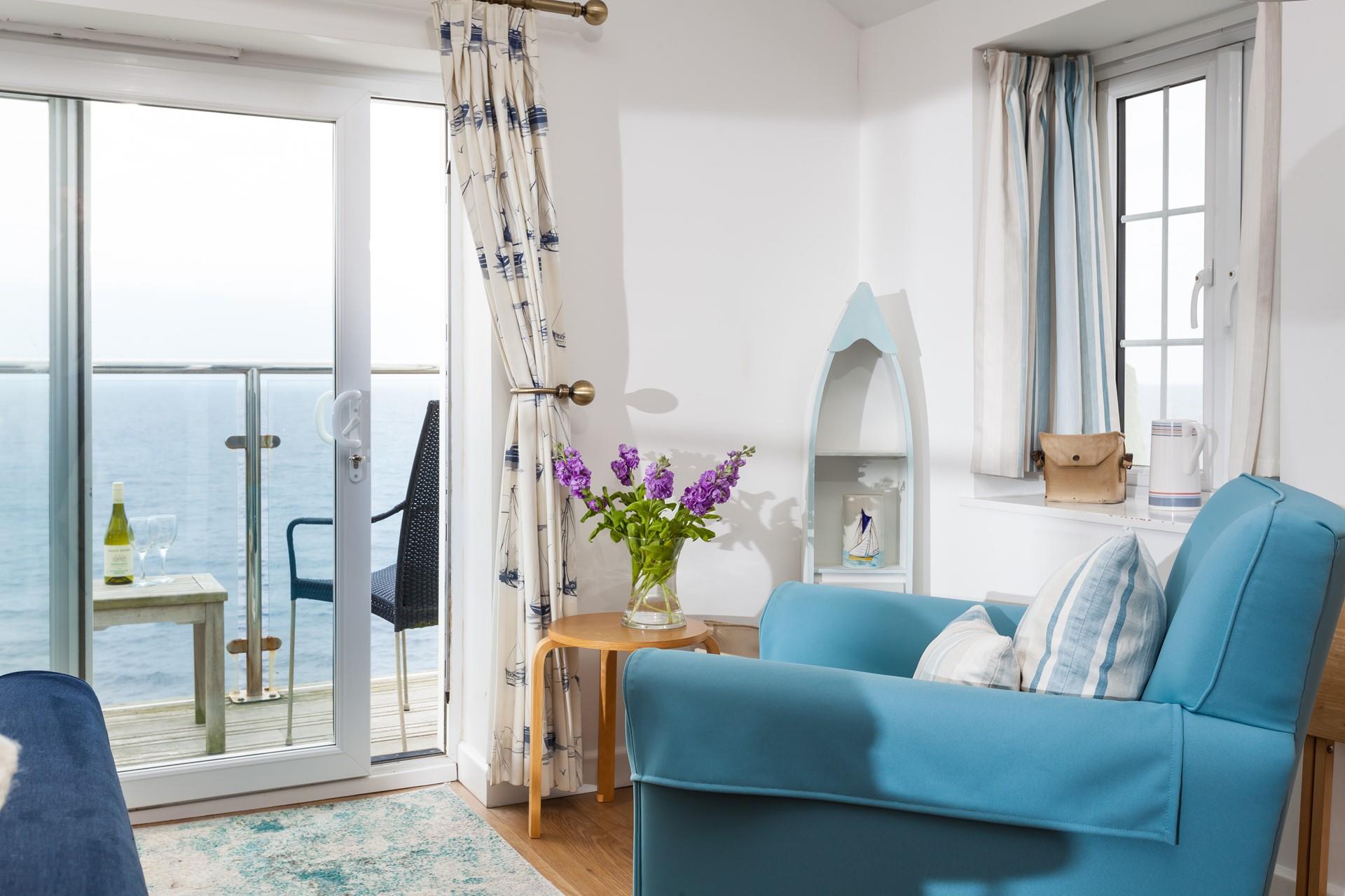 Get lost in your favourite book while you snuggle up and listen to the waves crashing outside. 