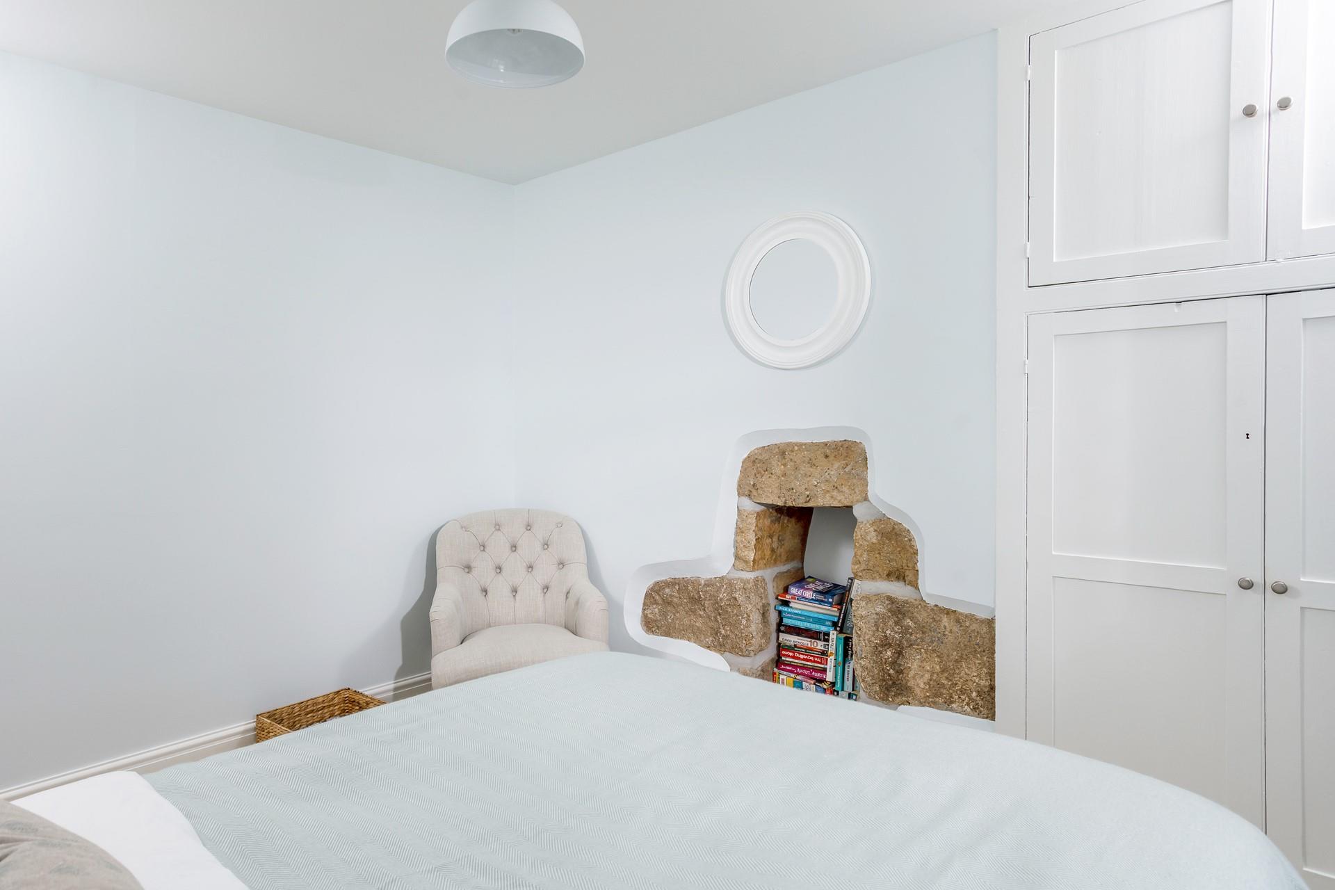 Fo'c'sle is the perfect base to come back to each evening.