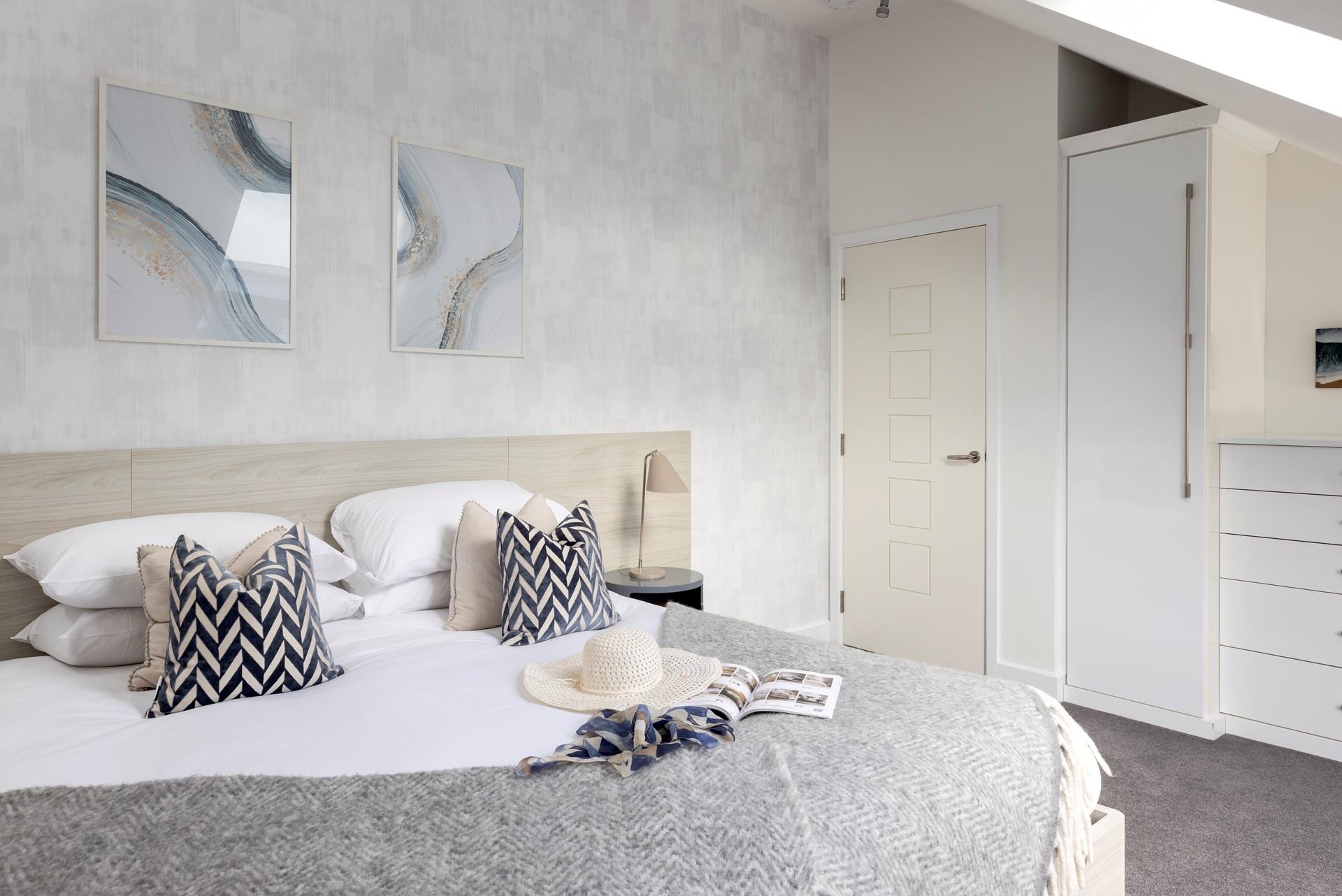 Bedroom 2 has zip and link beds to allow for flexible sleeping arrangements.