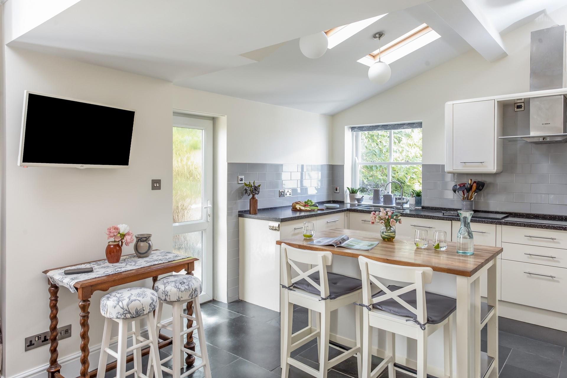 Conjure up amazing meals in this light and airy well-equipped kitchen. 