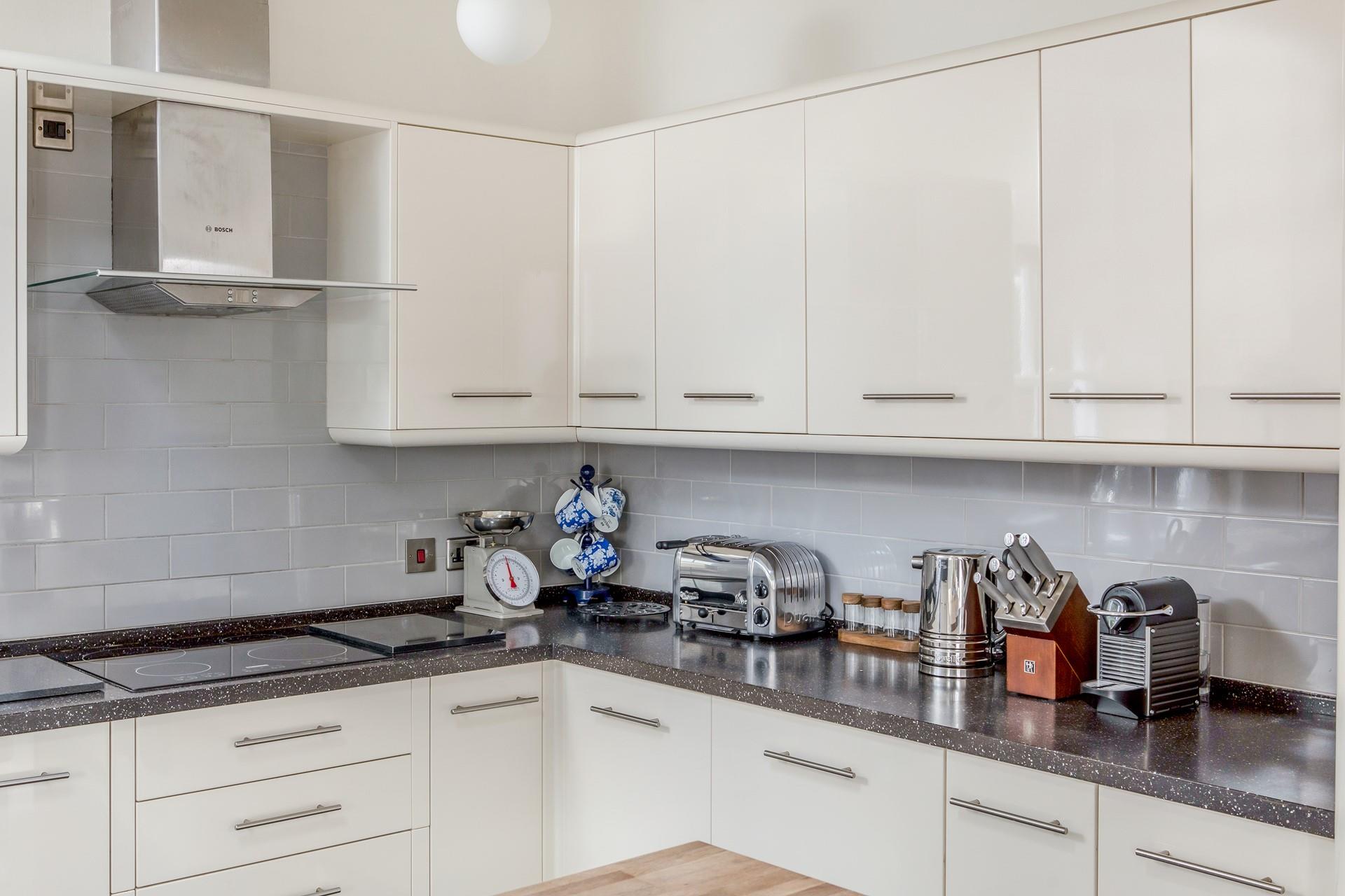 Let the chef of the family rustle up a delicious meal for the whole family.