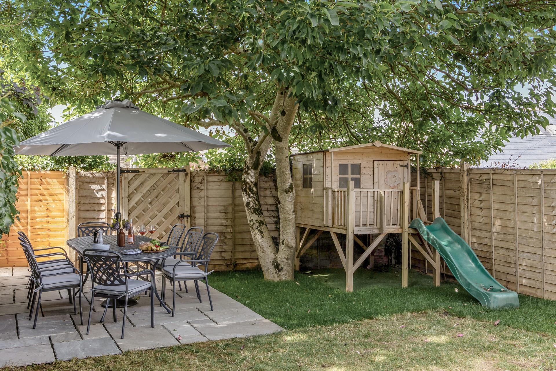 The children will have hours of fun in the playhouse!