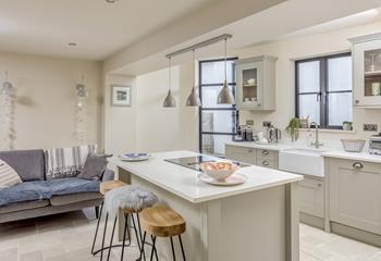 The kitchen island makes prepping meals for the family a breeze. 