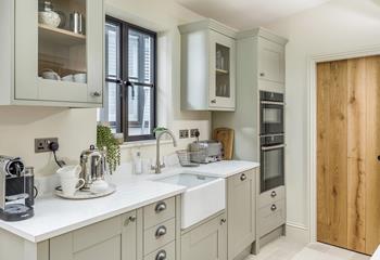 Enjoy the well-equipped kitchen, it has everything you could need for a self-catering holiday. 