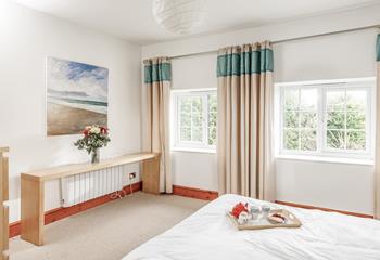 A tranquil Cornish retreat, ideal for breakfast in bed. 