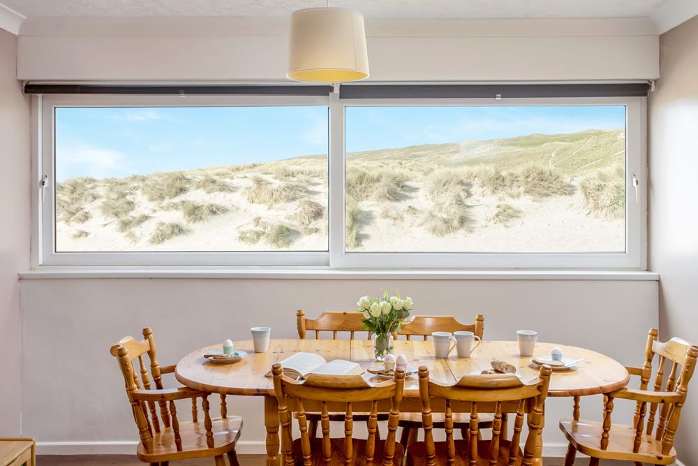 Stunning views of the sand dunes, the backdrop to your holiday mealtimes.
