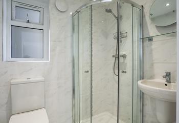 After a day on the beach, step into the rejuvenating en suite shower.