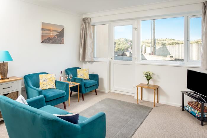 14 Sand Bay - Joy, Sleeps 4 in Perranporth