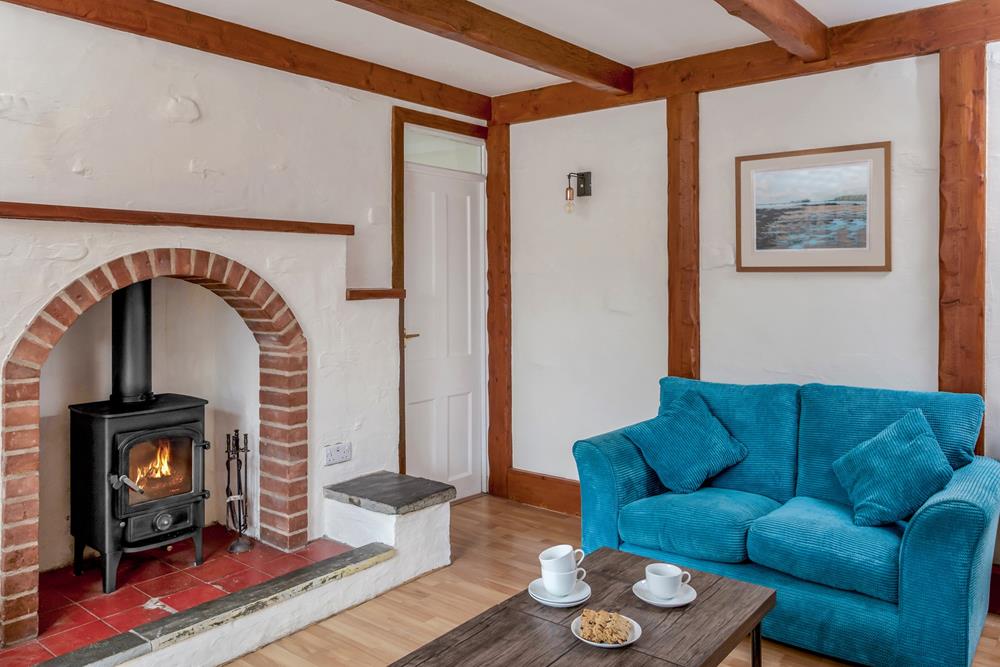Spend your days exploring the Cornish coast and evenings curled up in the cosy living room.