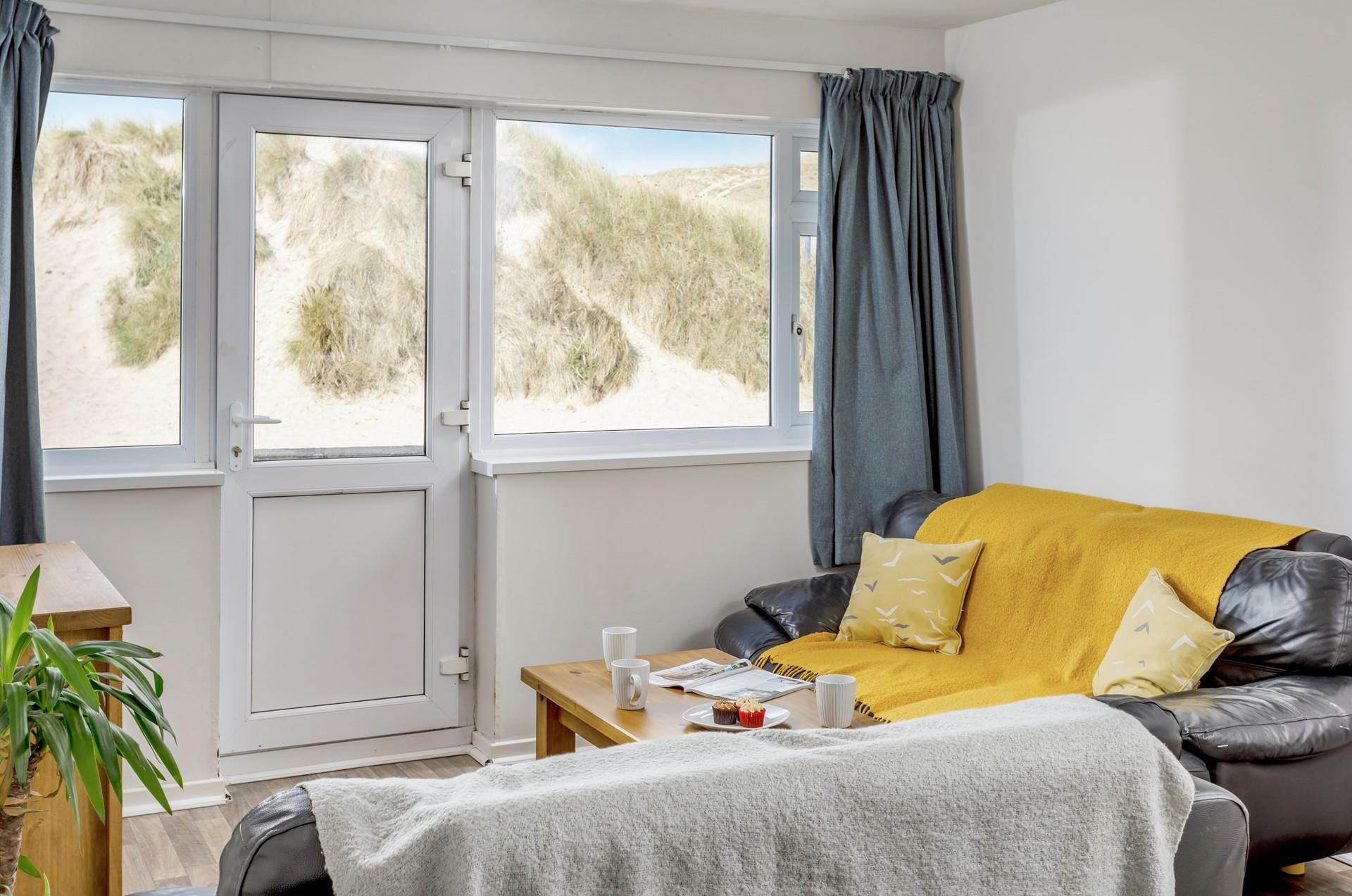 3 Sand Bay GwelAnMor, Perranporth Aspects Holidays