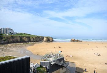 Magnificent views of Perranporth beach and the iconic Chapel Rock await!