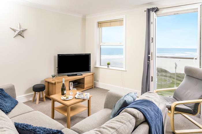 7 Droskyn Villa, Sleeps 6 in Perranporth