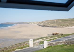A short stroll from the beach, find yourself in the perfect spot by the sea.