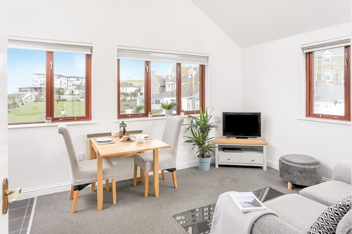 2 Beach Walk, Sleeps 2 in Perranporth