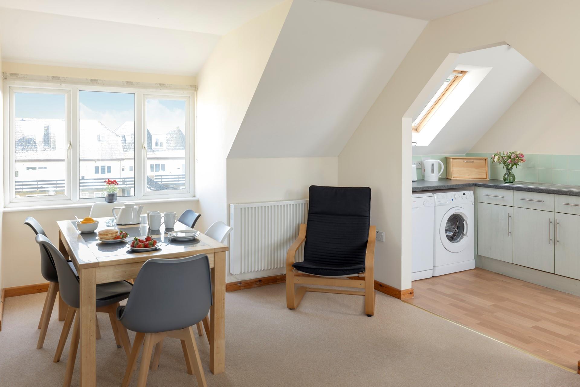 Enjoy family mealtimes after days spent on the sand.