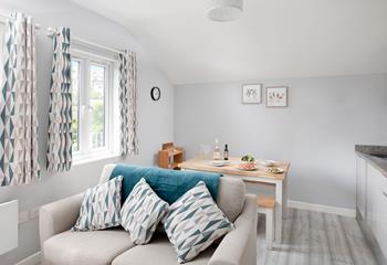 Harlyn is a modern retreat with an open plan living, dining and kitchen area.