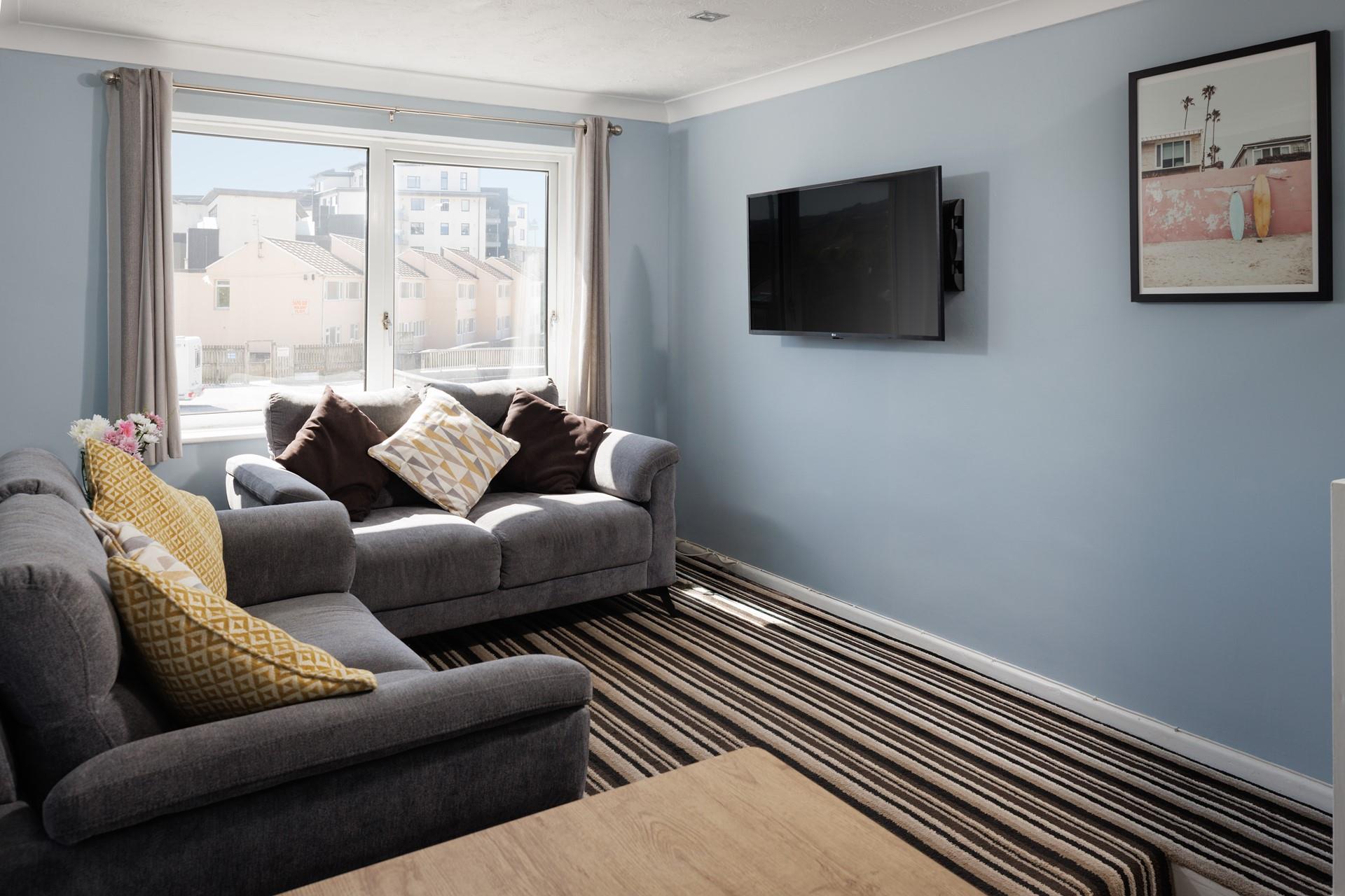 2 Penhale is a light and bright apartment by the sea!