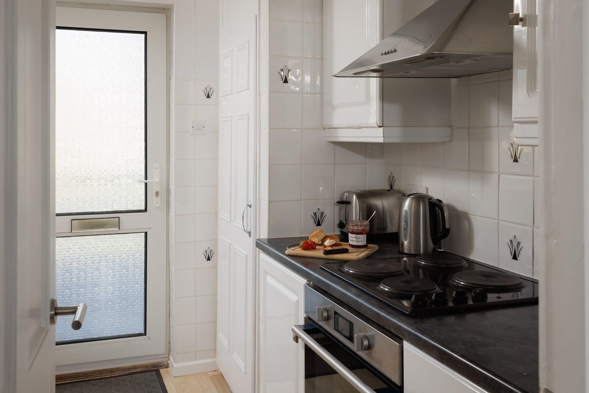 Find all you need to make cooking and dining a breeze. 
