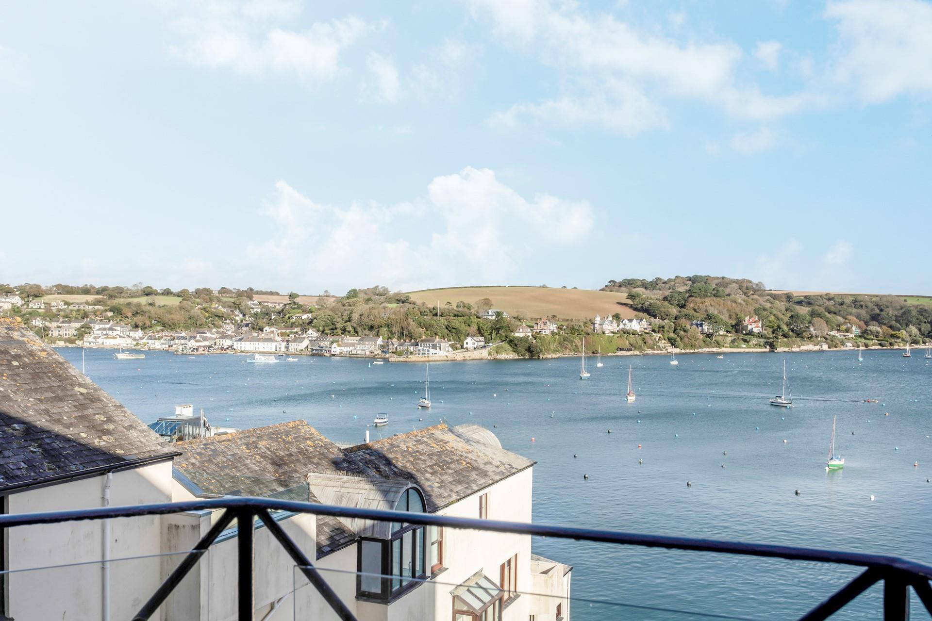 Harbour views reach over to Flushing.