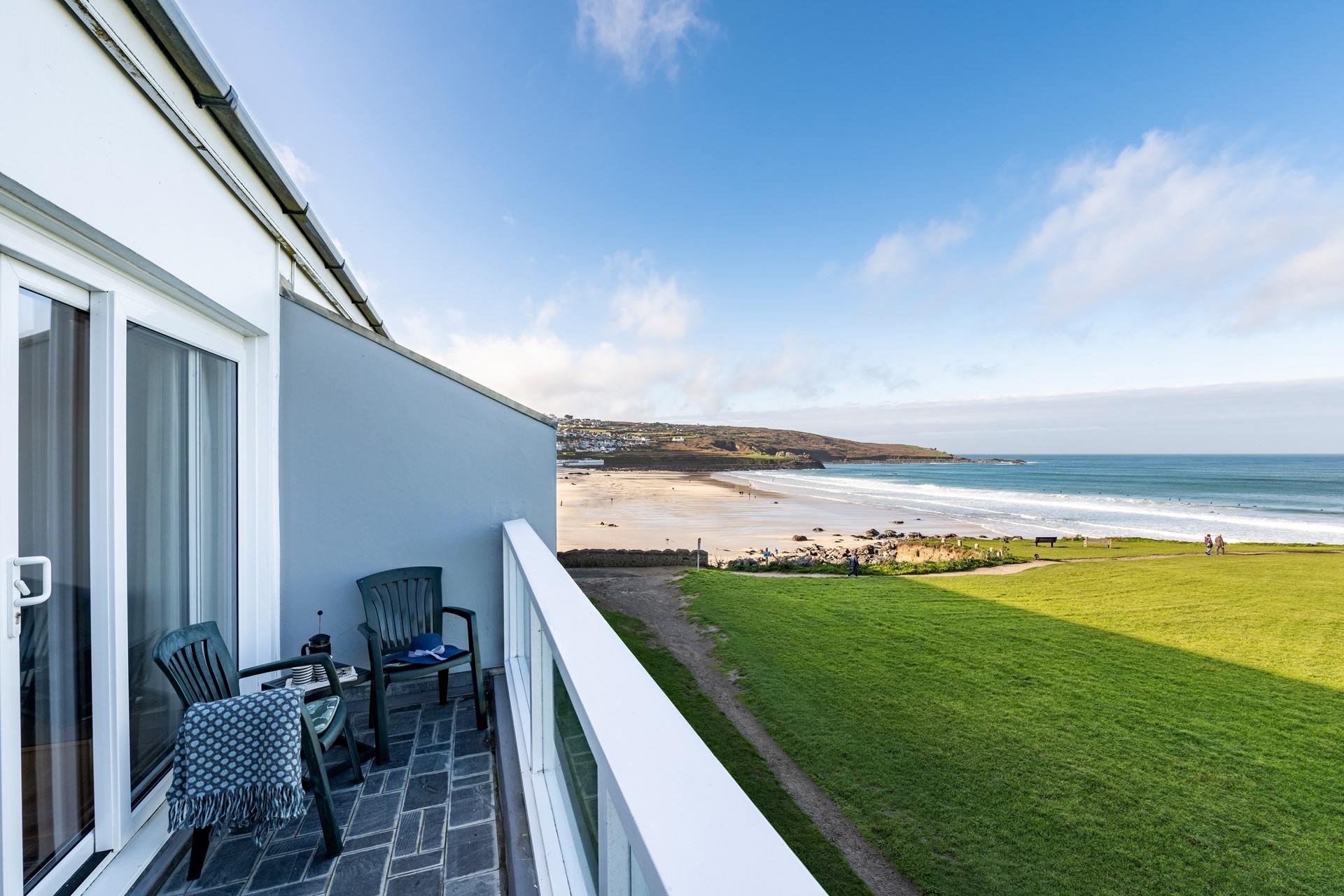 You are just steps away from the beautiful sands of Porthmeor beach.
