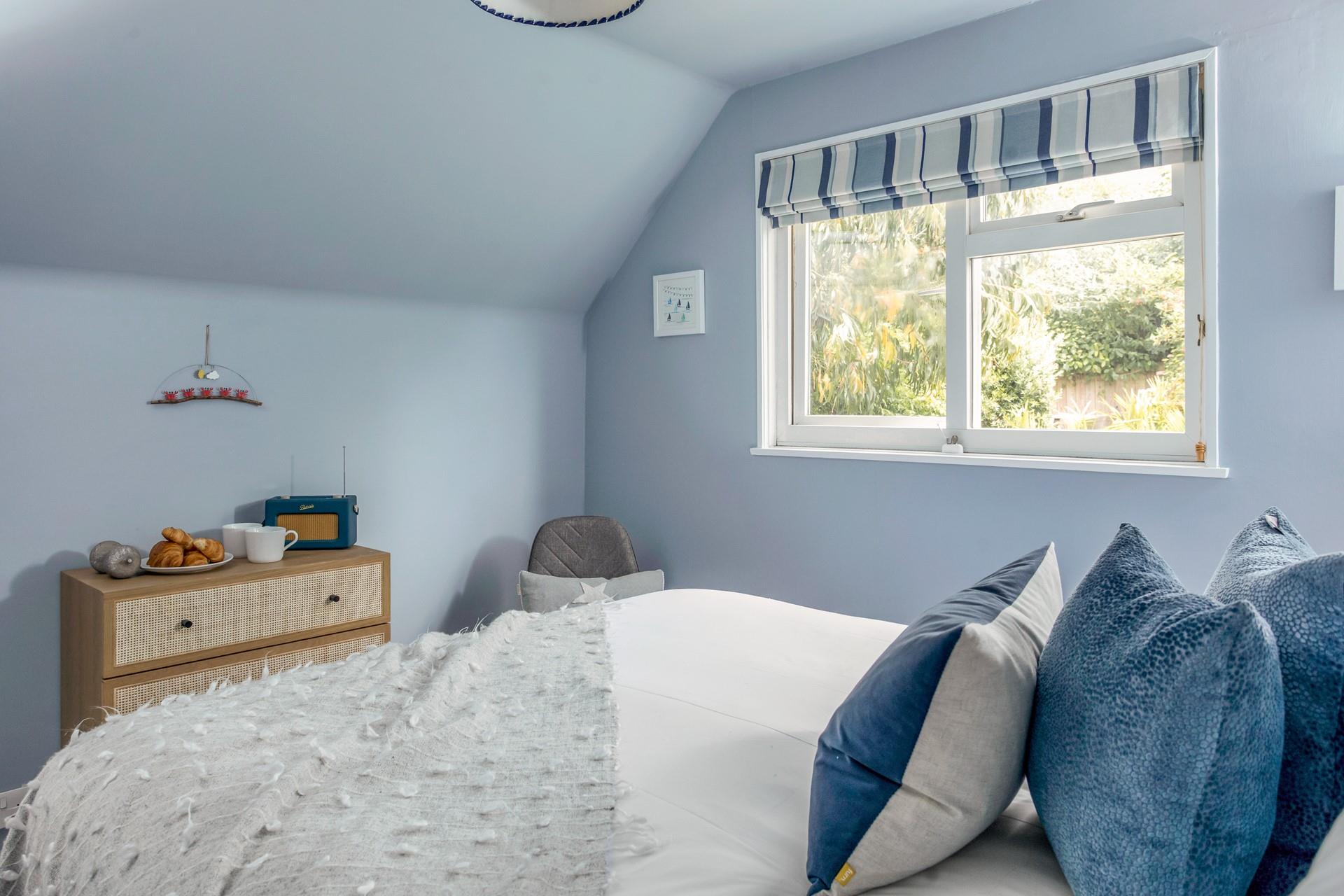 Sip your morning cuppa in bed whilst deciding on the day's plans.