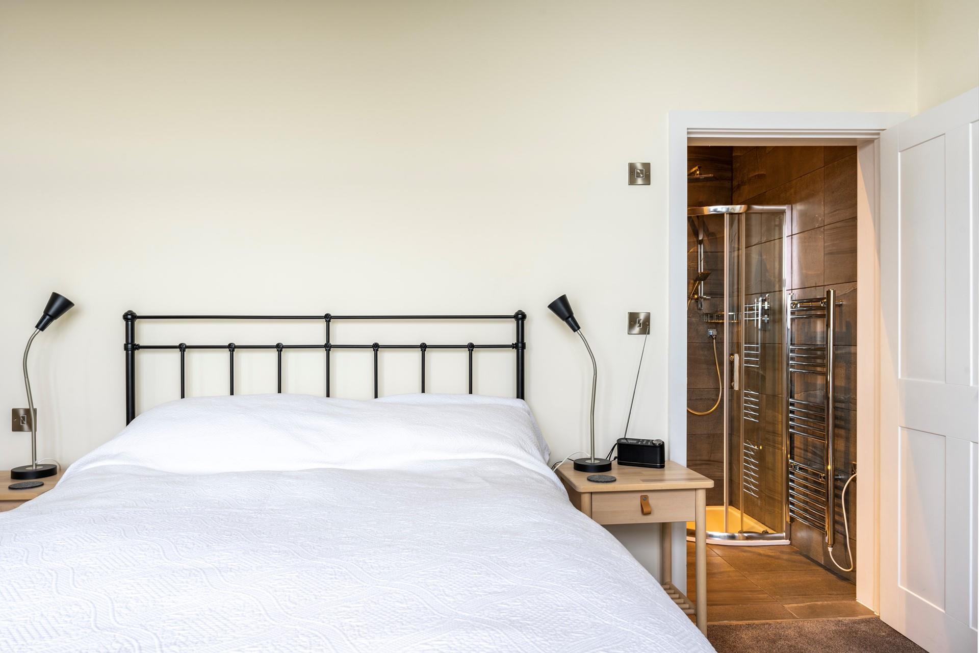 Wake up and wander into the en suite to get ready for the day.