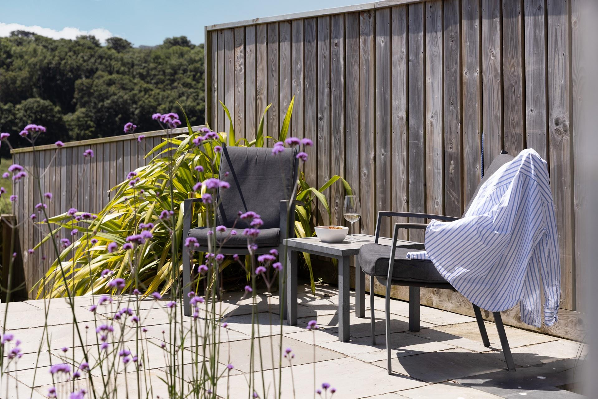 There are several spots to enjoy a glass of something chilled.