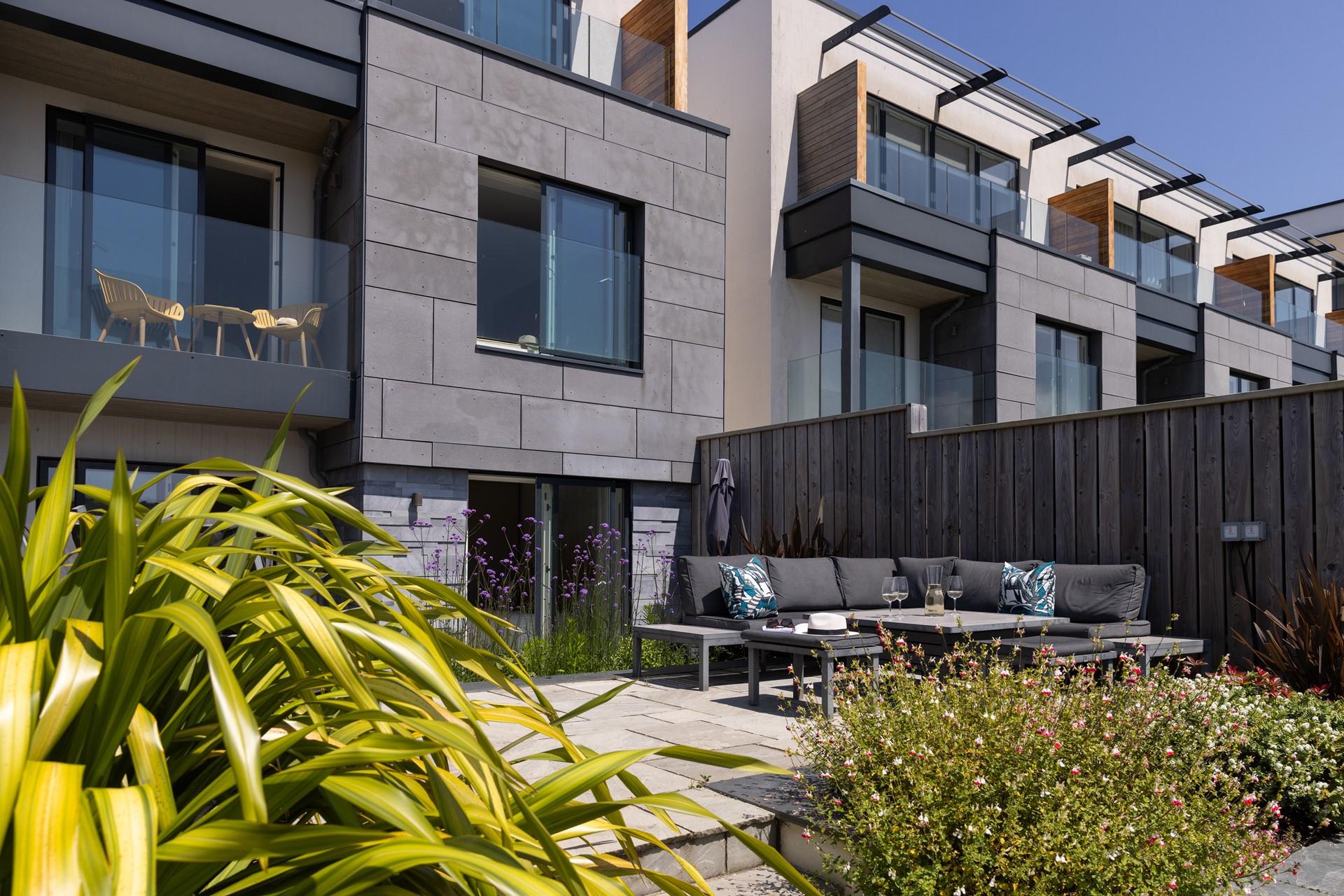 Stylish from the outside in, 8 Woodlands is a magical place to spend quality time with family and friends. 