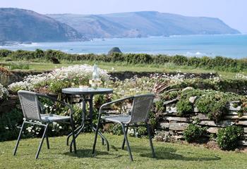 Largo, Sleeps 4 + cot, Bude.