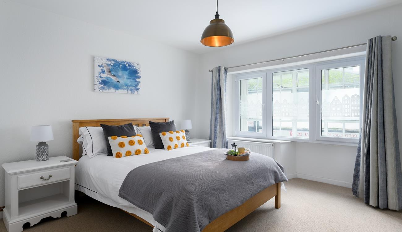 Sip your morning cuppa in bed whilst discussing the day's plans.