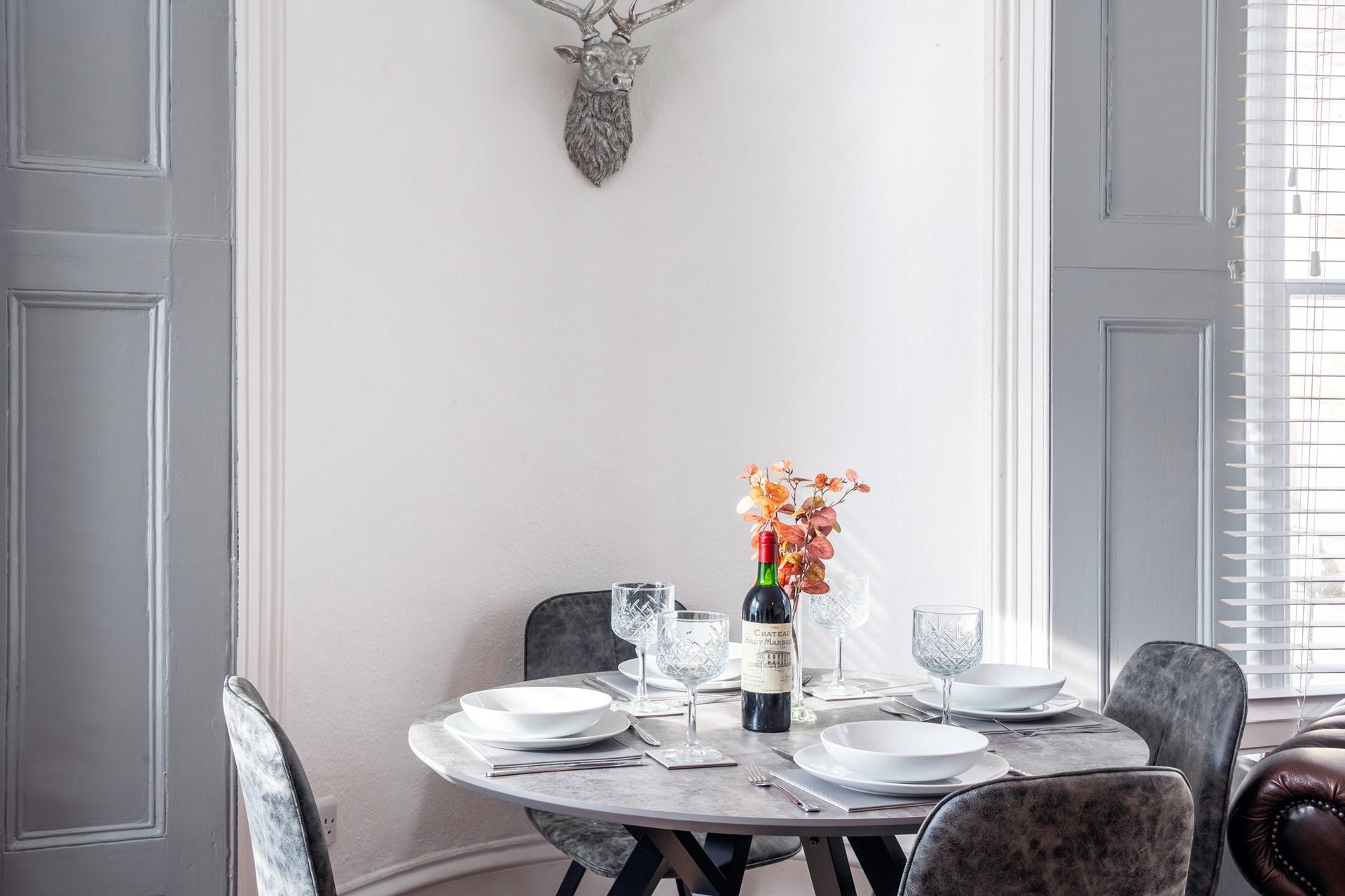 The dining table is a stylish place to spend quality time at meal times.