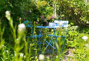 Afternoon tea and coffee can be enjoyed watching the wildlife in the garden.