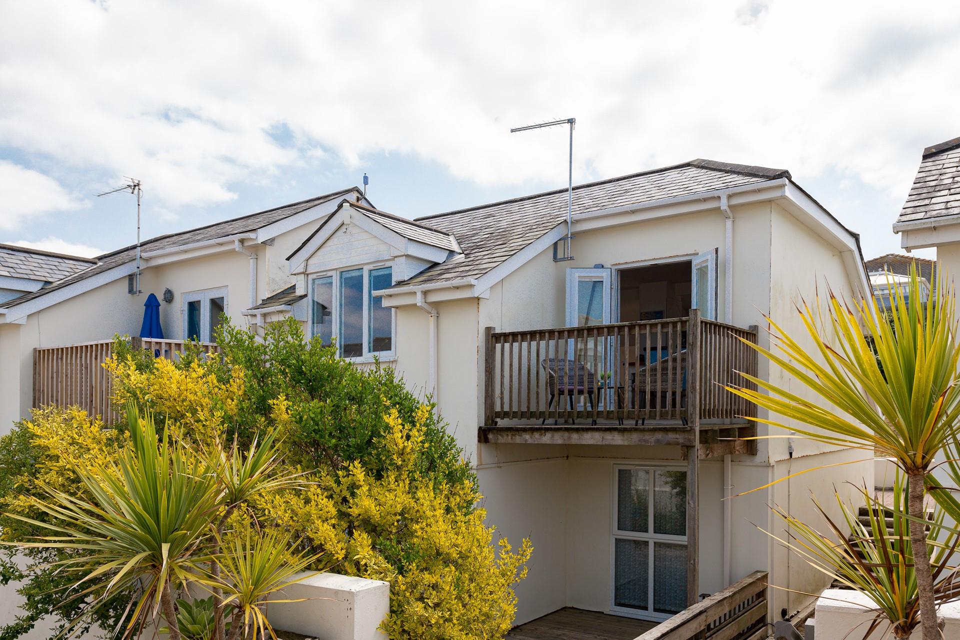 Being so close to the beach, this property is perfect for surfers.