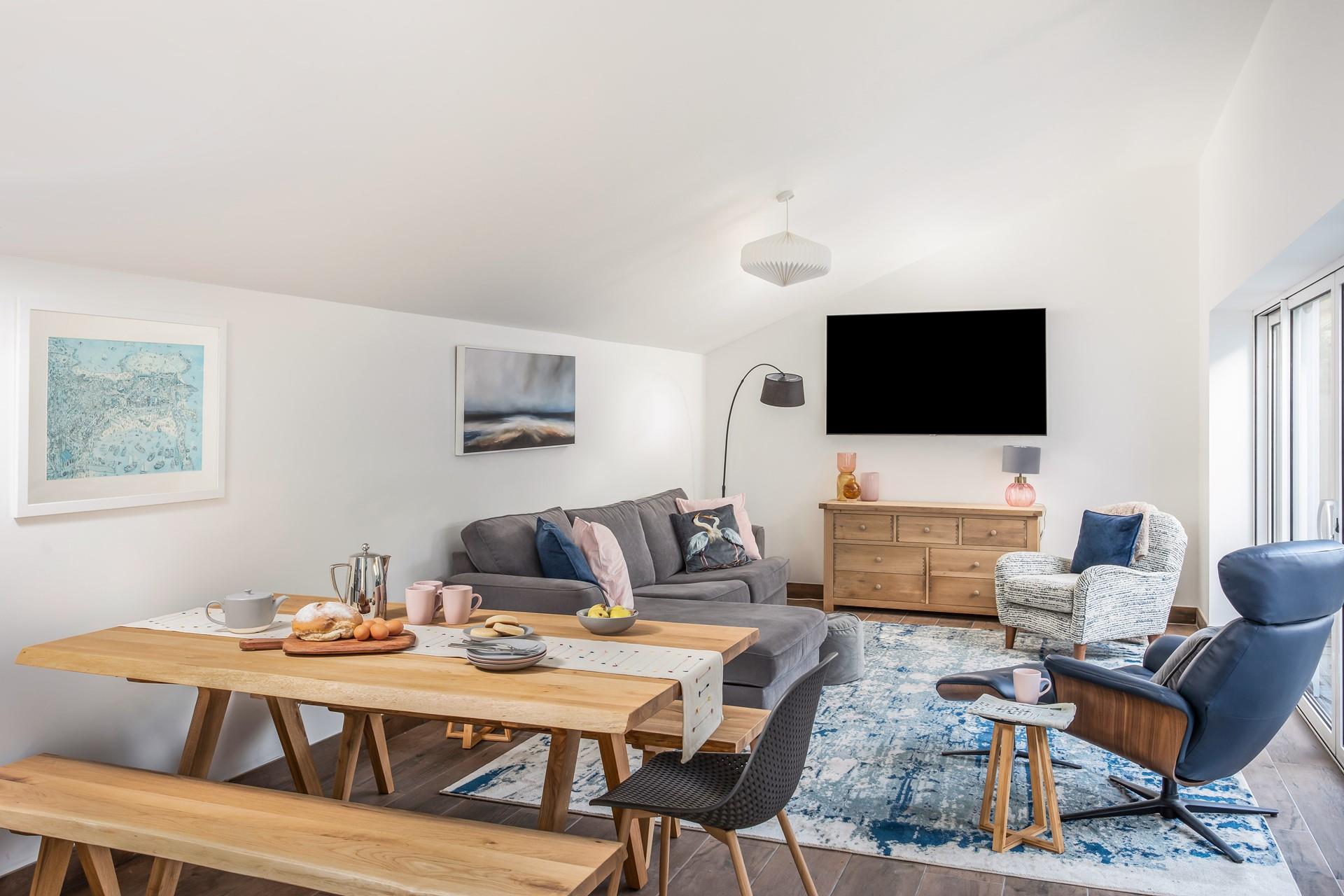 Tuck into a hearty breakfast to set yourself up for a day on Carbis Bay beach.