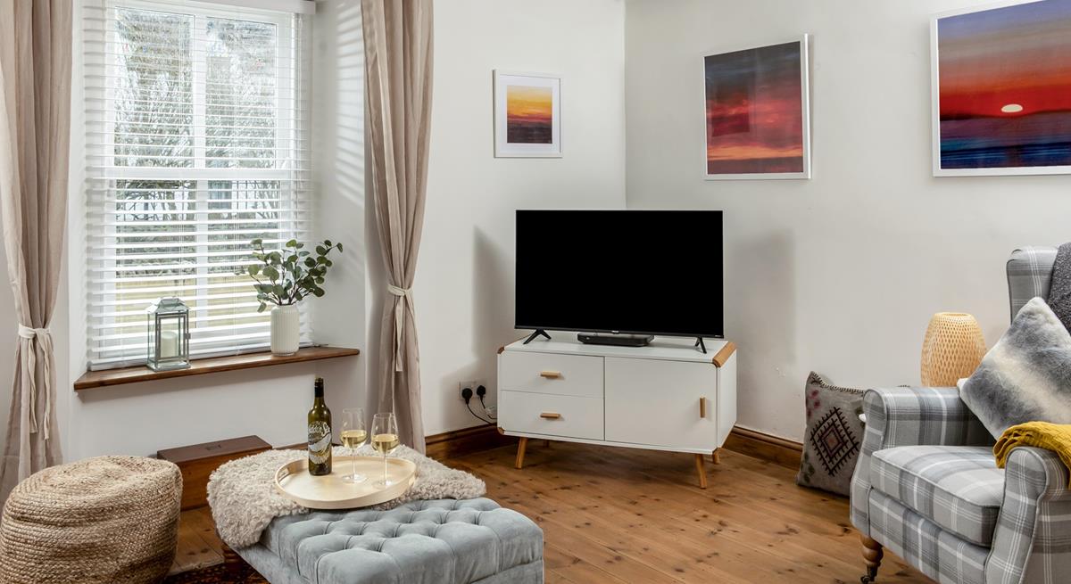 Enjoy the sunset artwork or head down to Praa Sands to enjoy it for yourself on the beach!