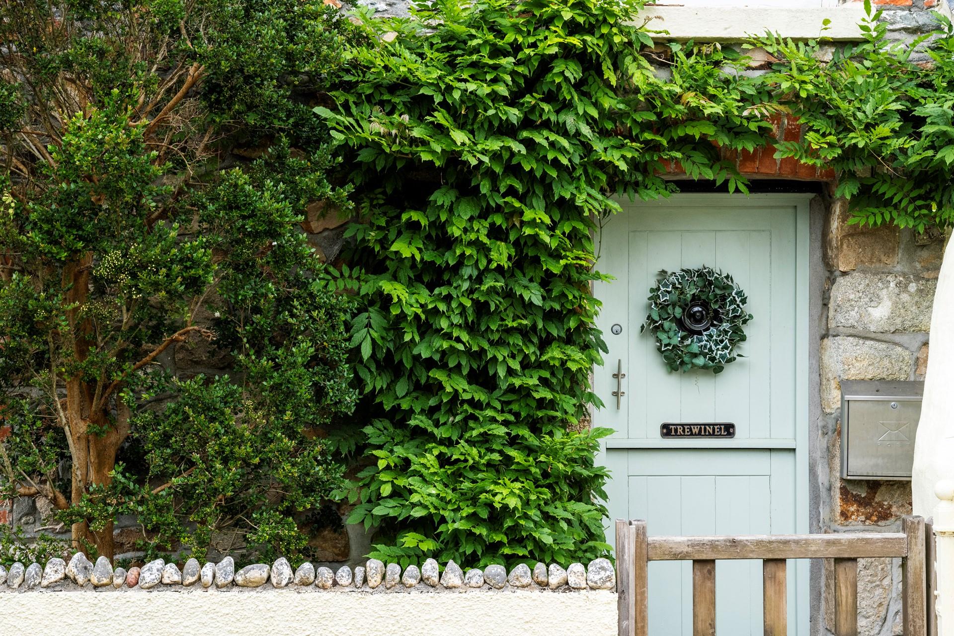 A warm welcome awaits you at Trewinel.