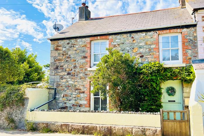 Trewinel, Sleeps 6 in West Cornwall
