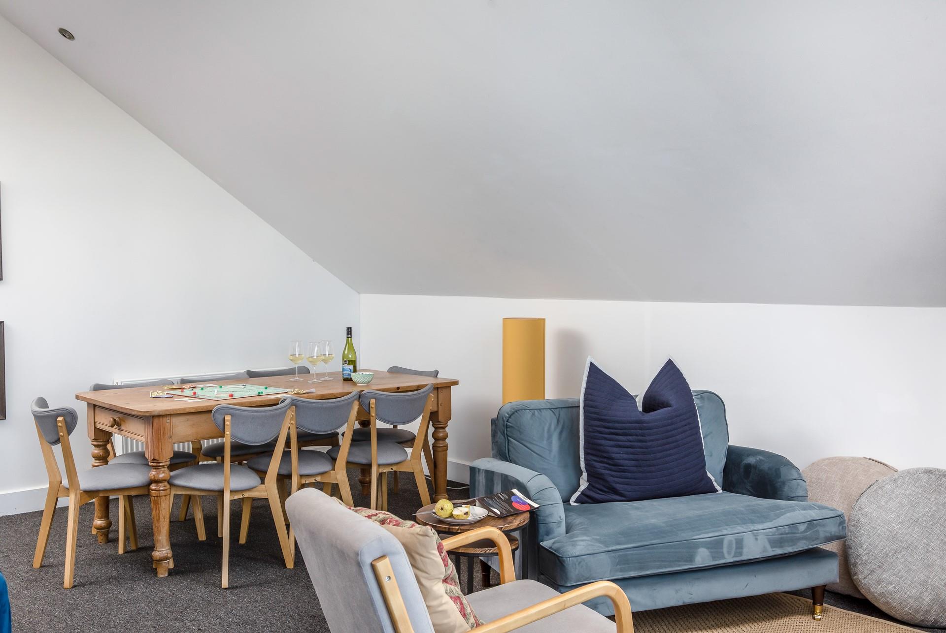 Sit around the dining table and tuck into a tasty dinner using fresh ingredients.