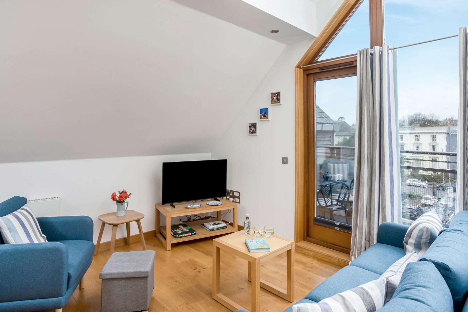 After a day out in south Cornwall, come back to your harbourside retreat.
