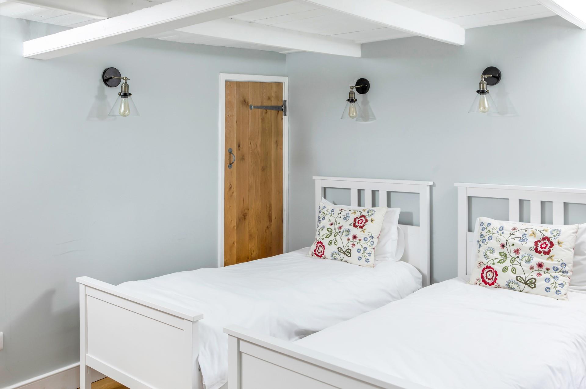 Wake up and sip your morning cuppa whilst deciding on the day's plans.