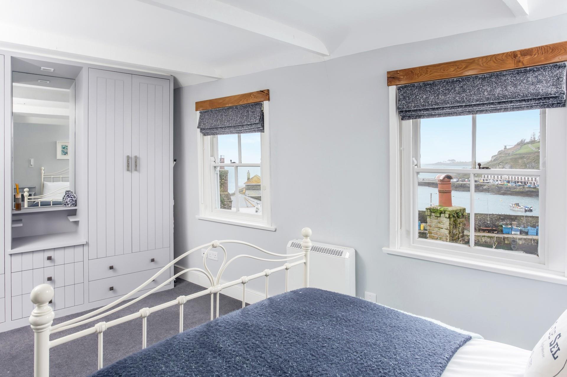 Wake up to views over the harbour each morning, perfect to admire over a morning cuppa.