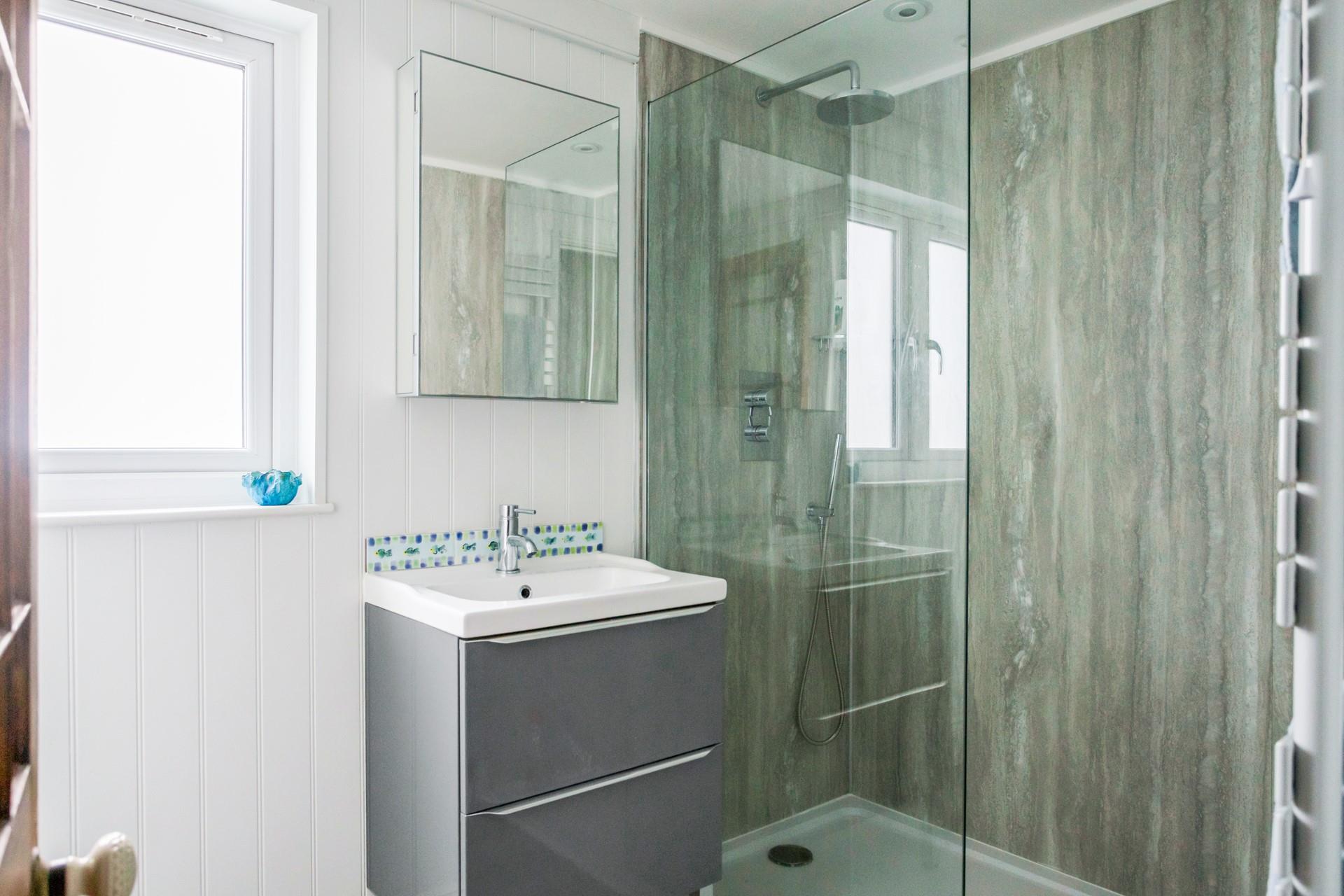 Start the day with an invigorating morning shower and head to a nearby local attraction.