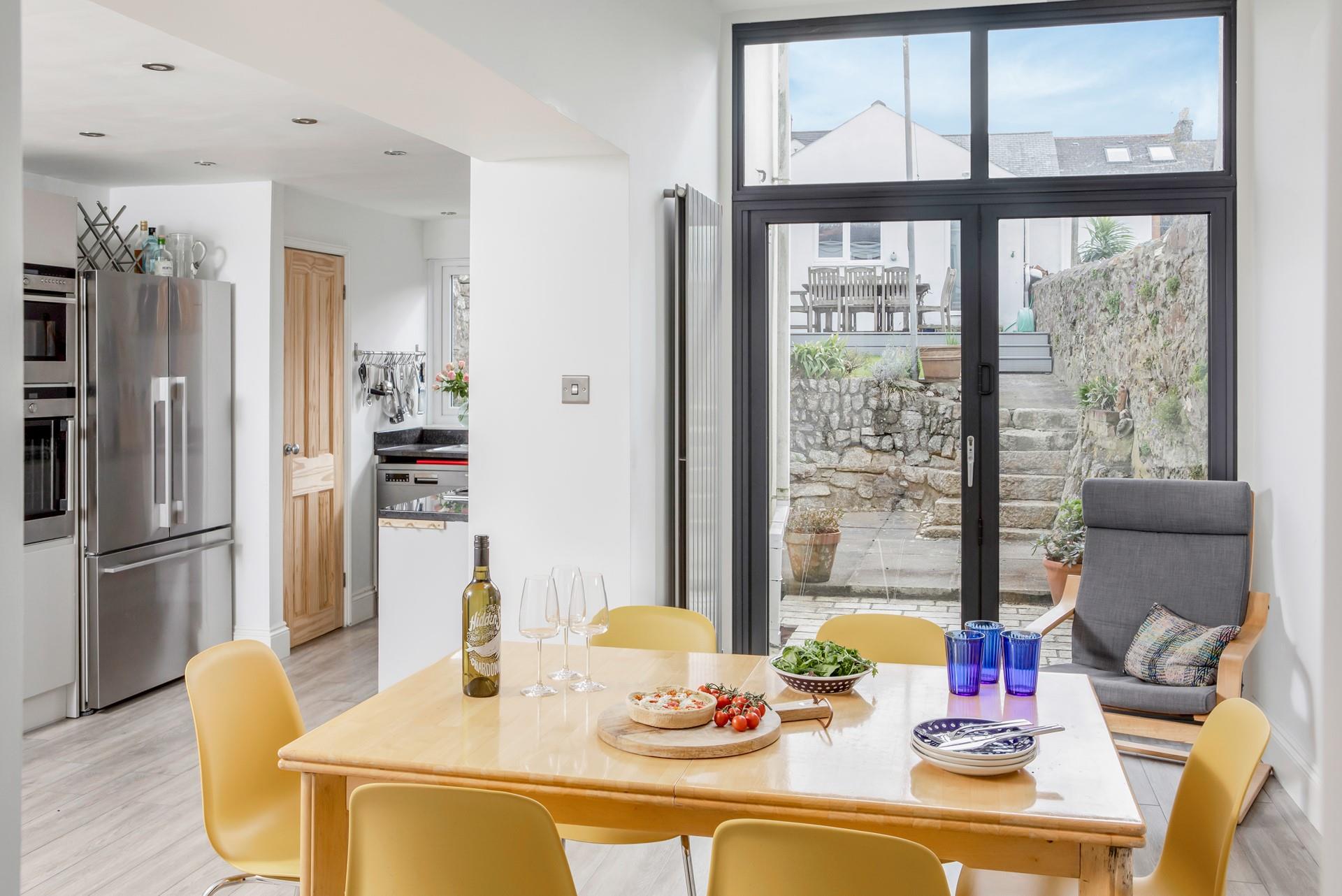 Sit around the dining table and tuck into a delicious Cornish feast!