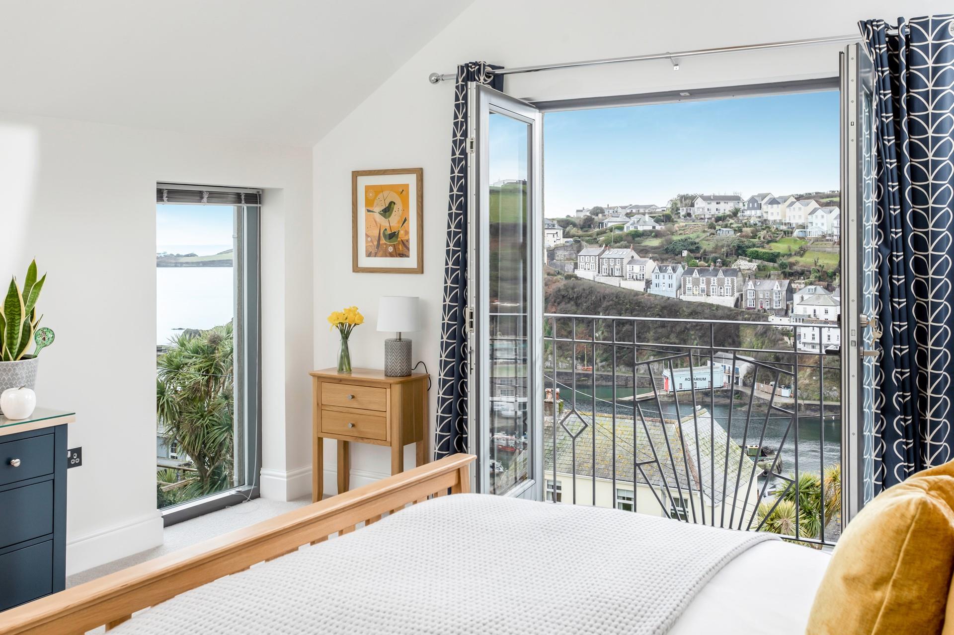 Open the patio doors and listen to the sounds of the harbour in the morning.